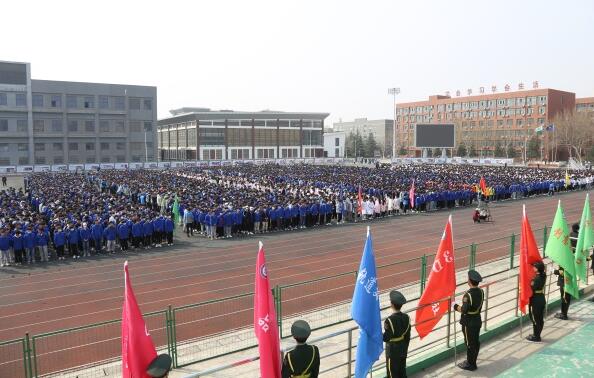 鄭州商業(yè)技師學(xué)院一年學(xué)費多少及收費標(biāo)準(zhǔn)